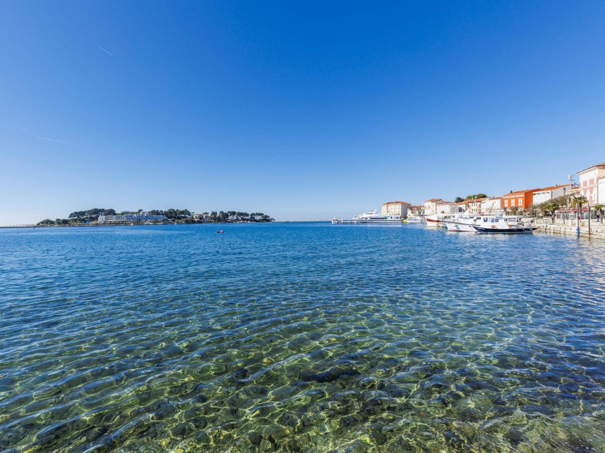 Apartment Center Sea By Interhome *