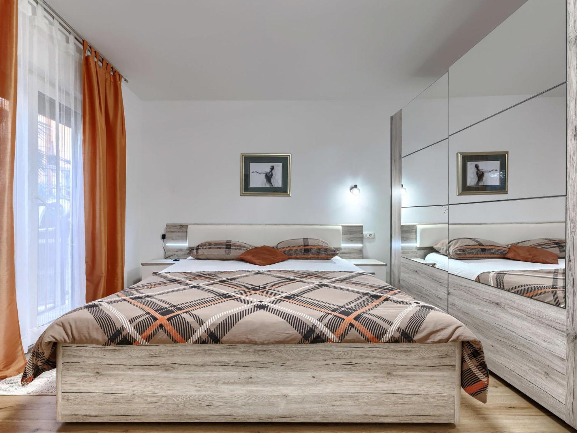 Apartment Center Sea By Interhome *